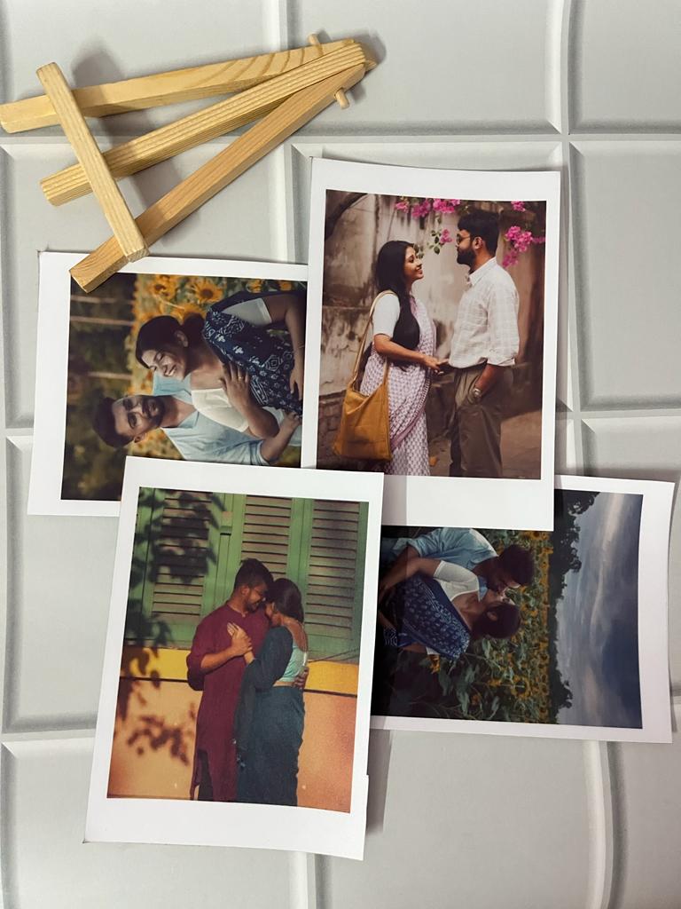 Polaroid gift box with personalized quotes – unique gift for her or him