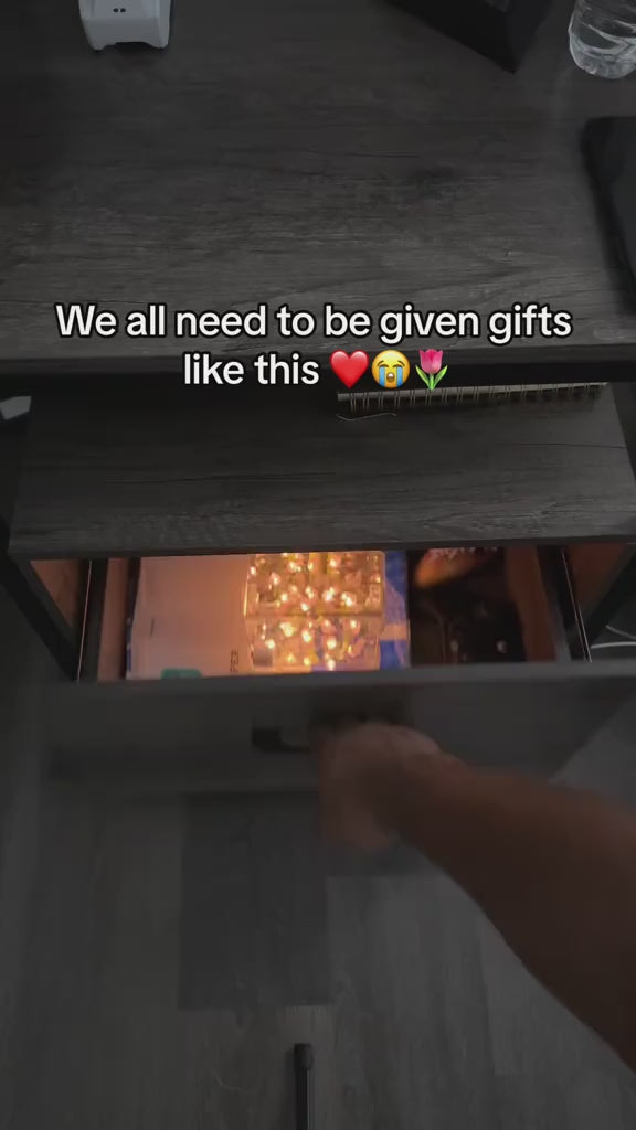 Infinite Tulip Garden Lamp